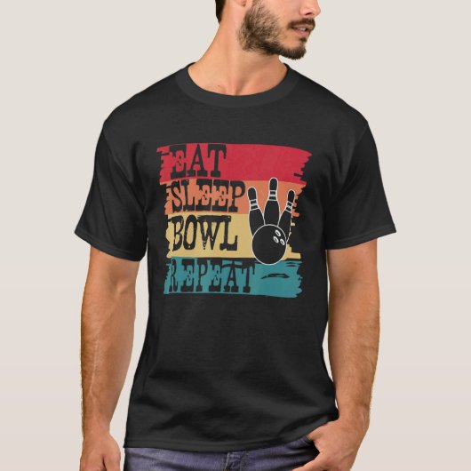 レトロなボウリングスタイル Eat Sleep Bowl Repeat Tシャツ (正面)