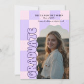 レトロなラベンダーカラーの写真付き卒業証 招待状 (正面)