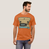 レトロなレコードプレーヤー Tシャツ (正面フル)
