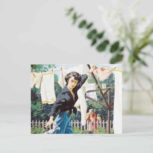 レトロなヴィンテージの洗濯の女性 ポストカード (スタンド正面)