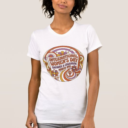 レトロな国際女性デーのお祝い Tシャツ (正面)