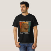 レトロな夕日とカピバラ Chillなデザイン Tシャツ (正面フル)