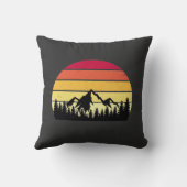 レトロな夕日と山の風景 | ビンテージの自然 クッション (裏面)