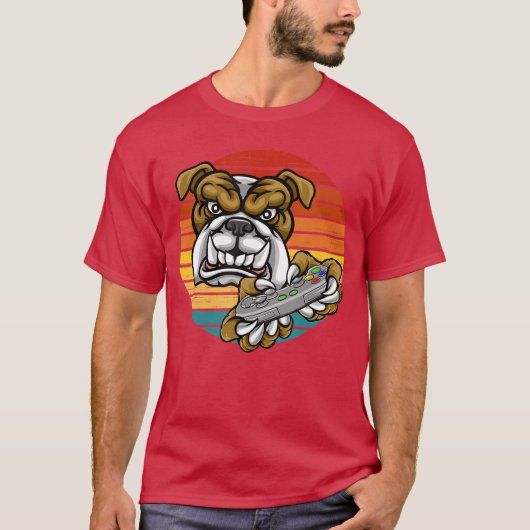 レトロな夕日 ビデオゲーム ブルドッグ ゲーマー ゲーム好き Tシャツ (正面)
