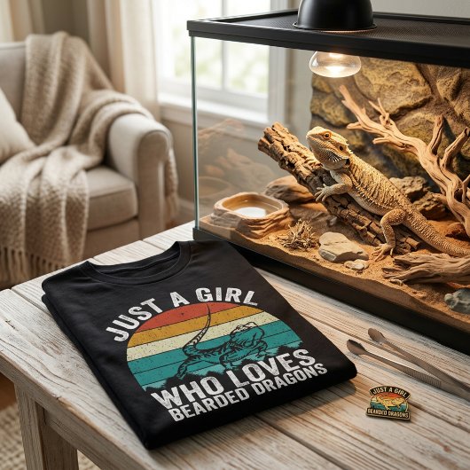 レトロな夕焼けとヒゲトカゲを愛する女子 Tシャツ