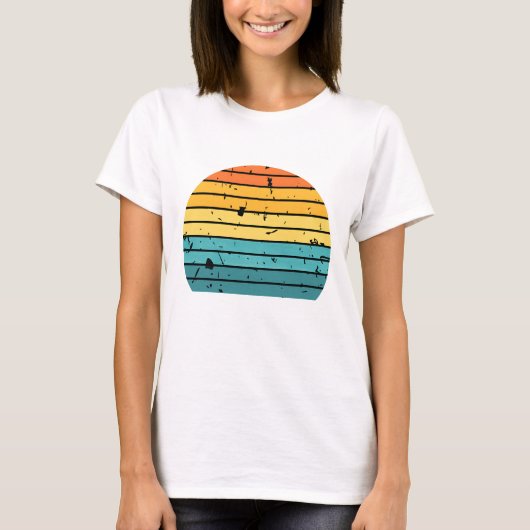 レトロな夕焼けストライプグラフィック Tシャツ (正面)