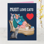 レトロな女性（主婦） 猫 バレンタインデー 友達 カード (黄色い花)