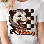 レトロな怒りっぽい野生動物 ポッサム: Keep Talking Tシャツ