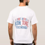 レトロな愛国心あふれる花火大会 Tシャツ (裏面)