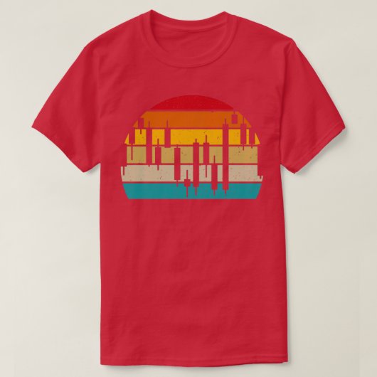 レトロな日没の日商人の燭台 Tシャツ (デザイン正面)