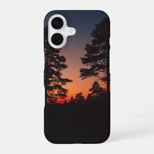 レトロな森林のシルエット iPhone 16ケース (裏面)