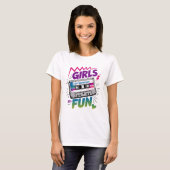 レトロな楽しみ方をする女の子 Tシャツ (正面フル)