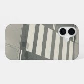 レトロな横断歩道のライン iPhone 16ケース (裏面横)
