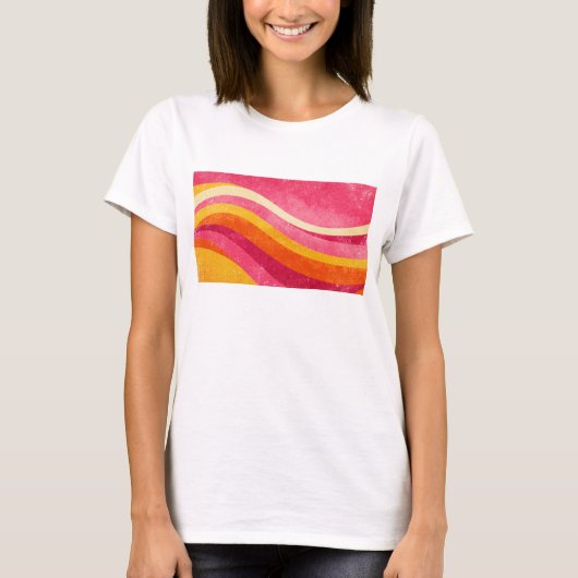 レトロな波線 - ビンテージカラーの背景 Tシャツ (正面)