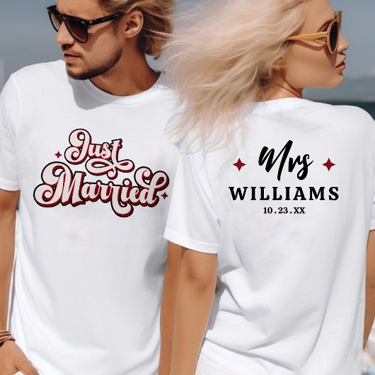 レトロな結婚しました Mr. and Mrs. ピンク 赤 & 白 Tシャツ
