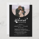 レトロな脚本の写真 白 黒 リハーサルディナー 招待状 (正面)