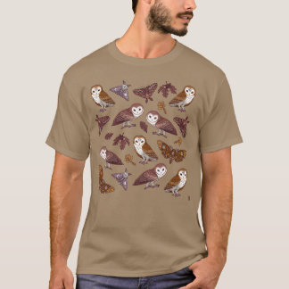 レトロな蛾とフクロウの面白い動物デザイン Tシャツ