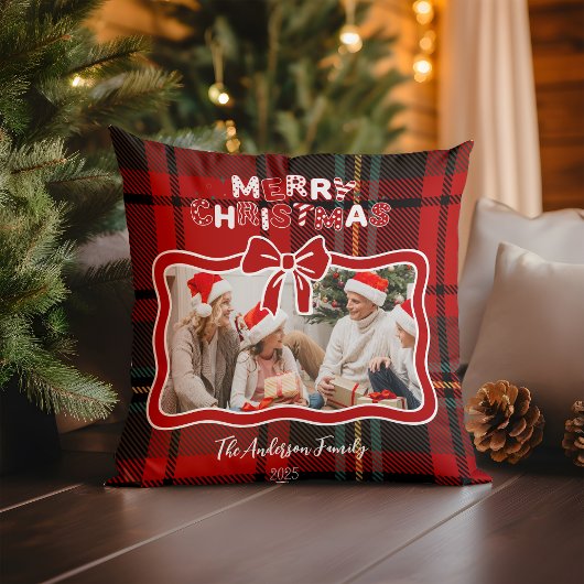 レトロな赤いチェックのクリスマス クッション