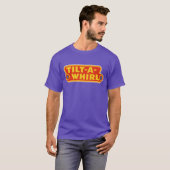 レトロな遊園地スタイルのティルト・ア・ワール Tシャツ (正面フル)
