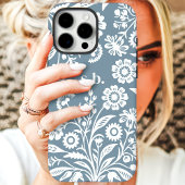 レトロな野の花 ダスティブルーの花のモノグラム Case-Mate iPhoneケース