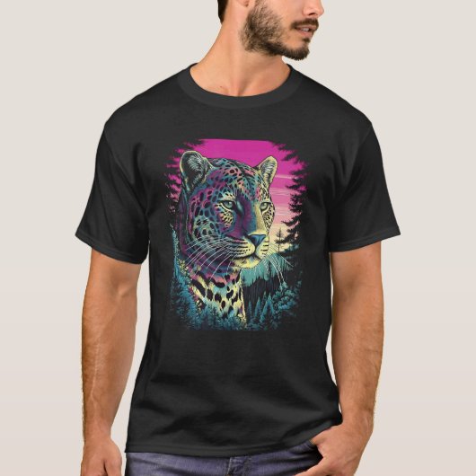 レトロな野生のジャガー 森の大きな猫のプリントデザイン Tシャツ (正面)