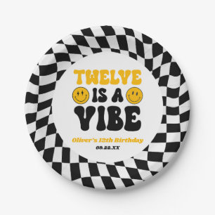 レトロな12歳の誕生日パーティー Twelve Is A Vibe ペーパープレート