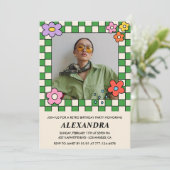 レトロな20歳の誕生日招待状 グルーヴィーフラワーズ 招待状 (スタンド正面)