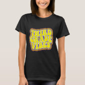 レトロな3年生のビーべーぶー 新しい学年 Tシャツ (正面)