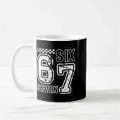 レトロな6と7の数字 面白いユーモア 6 7 メメンズ コーヒーマグカップ (左)