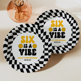 レトロな6歳の誕生日パーティー、Six Is A Vibe ペーパープレート