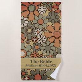 レトロな60年代70年代の花柄プリント for the Bride ビーチタオル