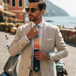 レトロな70年代のモード ネイビー ピンク ストライプ パターン モノグラム ネクタイ