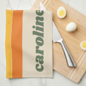 レトロな70年代の虹のグリーンオレンジカスタムネーム キッチンタオル (四つ折り)