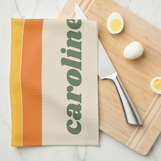 レトロな70年代の虹のグリーンオレンジカスタムネーム キッチンタオル (四つ折り)