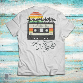 レトロな80年代サーフィンカセットテープ ビンテージサンセットサーファー Tシャツ