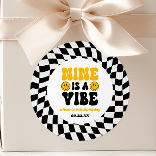 レトロな9歳の誕生日パーティー Nine Is A Vibe ラウンドシール