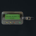 レトロのおもしろいな90s古い学校のポケベルのカスタムの文字 ラゲッジタグ<br><div class="desc">この"レトロのおもしろいな90s古い学校のポケベルカスタムな文字"の荷物のラベルとのスタイルの旅行。 このデザインのあなたのモノグラム、名前または文字を加えることができます。 それは容易、おもしろいです。</div>
