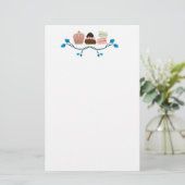 レトロのカップケーキおよびmacaronsの文房具 便箋 (スタンド正面)