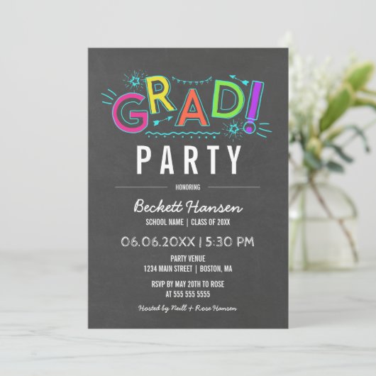 レトロのネオン落書きの黒板の卒業生のパーティー 招待状 (スタンド正面)