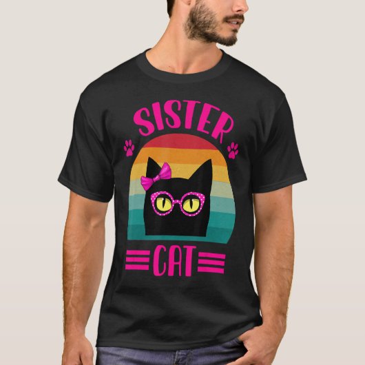 レトロの妹ネコとピンクのメガネ猫 Tシャツ (正面)