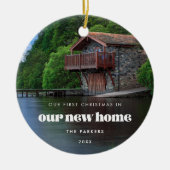 レトロの最初のクリスマスの新しい家の写真 セラミックオーナメント (正面)
