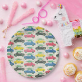 レトロの木が上に並ぶクリスマスカー ペーパープレート (パーティー)