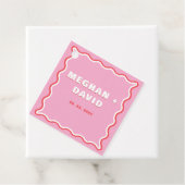 レトロの波状曲線ピンク結婚レッド フェイバータグ (インサイチュ)