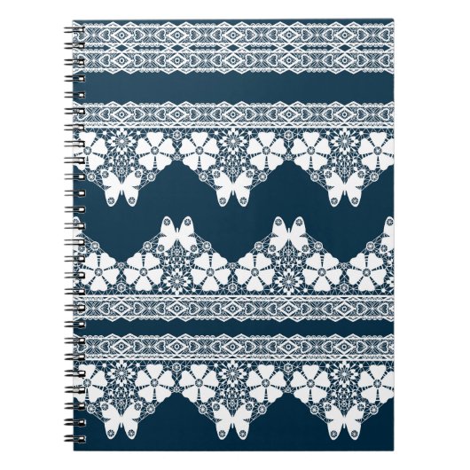 レトロの白いレースで蝶が濃い青b ノートブック (正面)