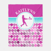 レトロの紫色はソフトボールの女の子を一周します フリースブランケット (正面)