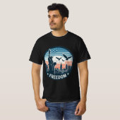 レトロの自由：自由とイーグルの像 Tシャツ (正面フル)
