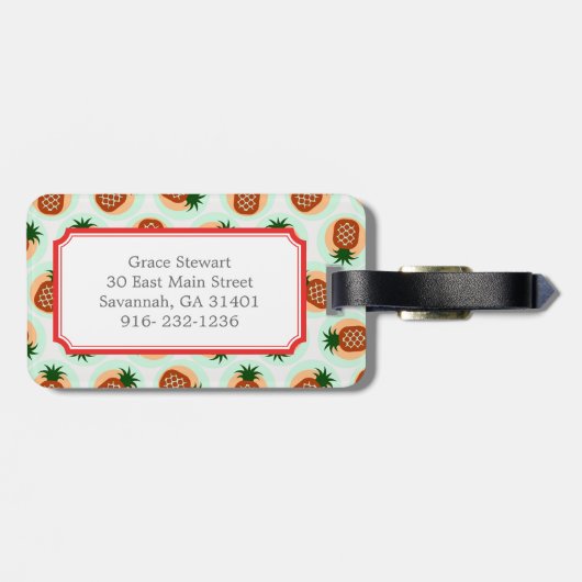 レトロの茶色および真新しいパイナップルはモノグラムを模造します ラゲッジタグ (裏面横)