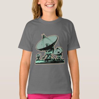 レトロの衛生放送受信アンテナのグラフィック Tシャツ