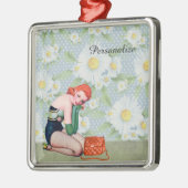 レトロの赤毛Pinの女の子のクリスマスのオーナメント メタルオーナメント (左)