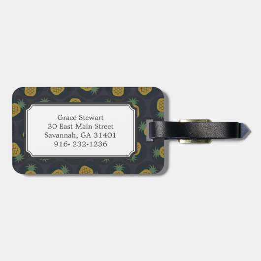 レトロの黒い金ゴールドのパイナップルはモノグラムを模造します ラゲッジタグ (裏面横)